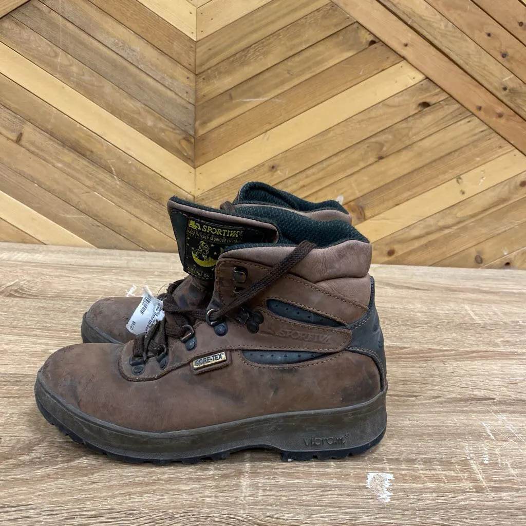 La Sportiva - mid hiking boot gore-tex- MSRP $250: Brown -women-9